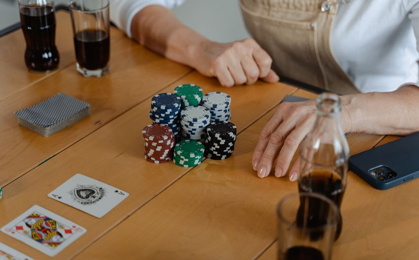 Online Casino: Spielautomaten und Live-Spiele im Überblick