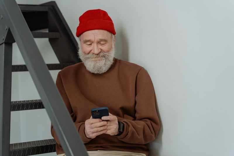 Best smartphones seniors 2026 β practical guide overview