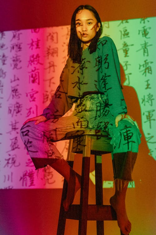 Imagine de stoc gratuită din colorat, cu picioarele goale, femeie