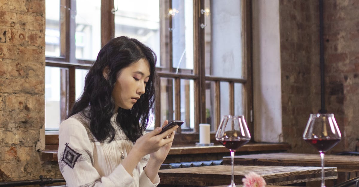 What does 3 exclamation marks mean in texting