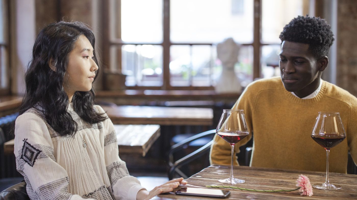 Dating App Red Flags and the Gut Feeling You Should Trust