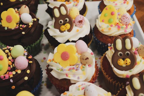 Cupcakes With White Icing and Sprinkles