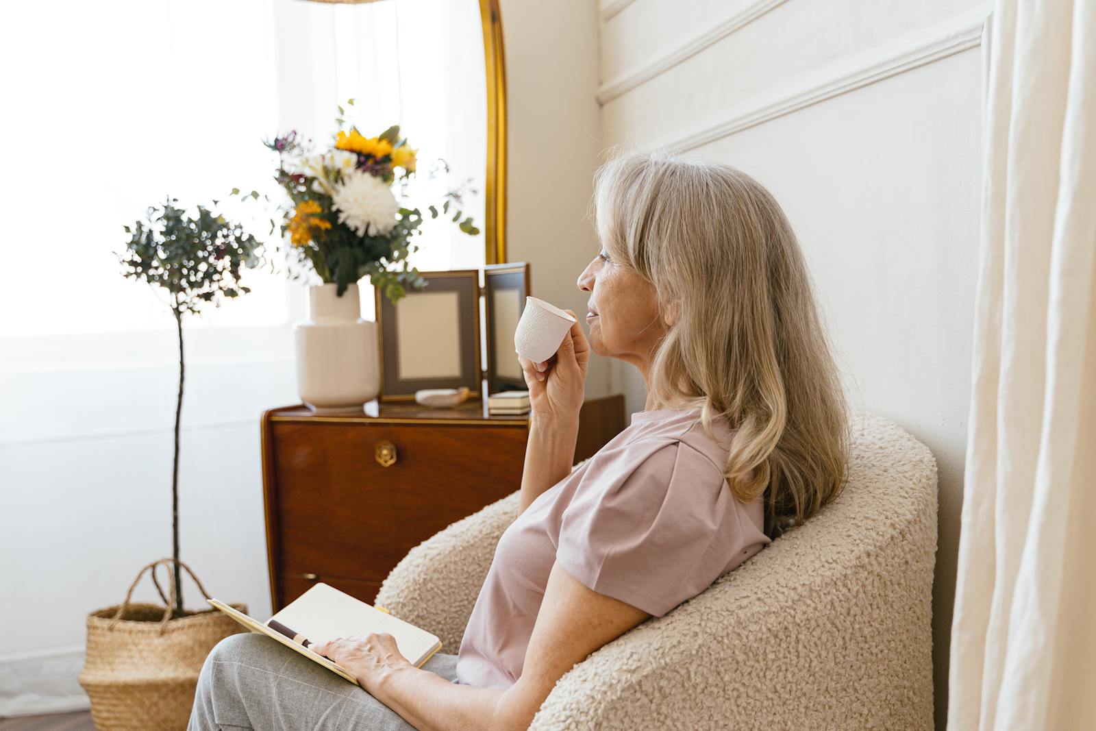 How to build a gratitude corner in your home