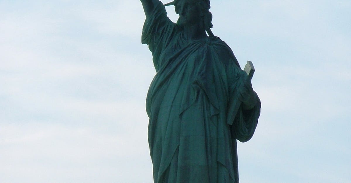 What did the Statue of Liberty symbolize