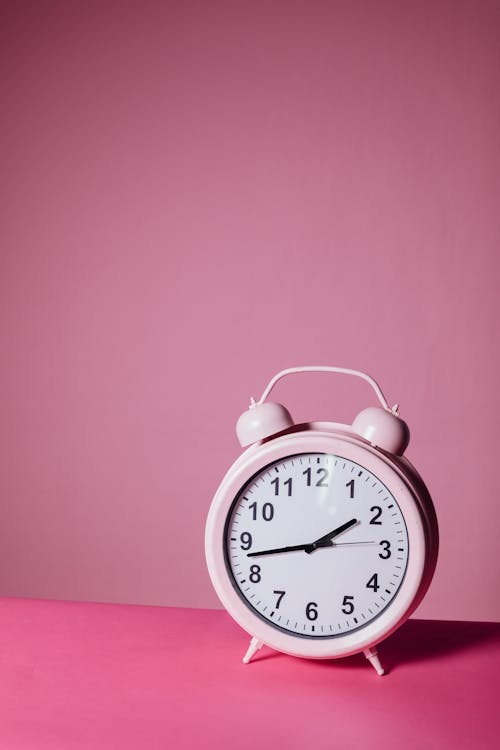 Immagine gratuita di colore pastello, colore rosa, grande orologio
