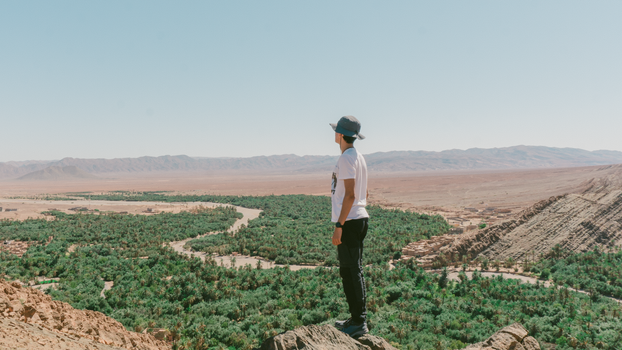 Todra Gorge hike and lunch — Sahara — Erg Chebbi