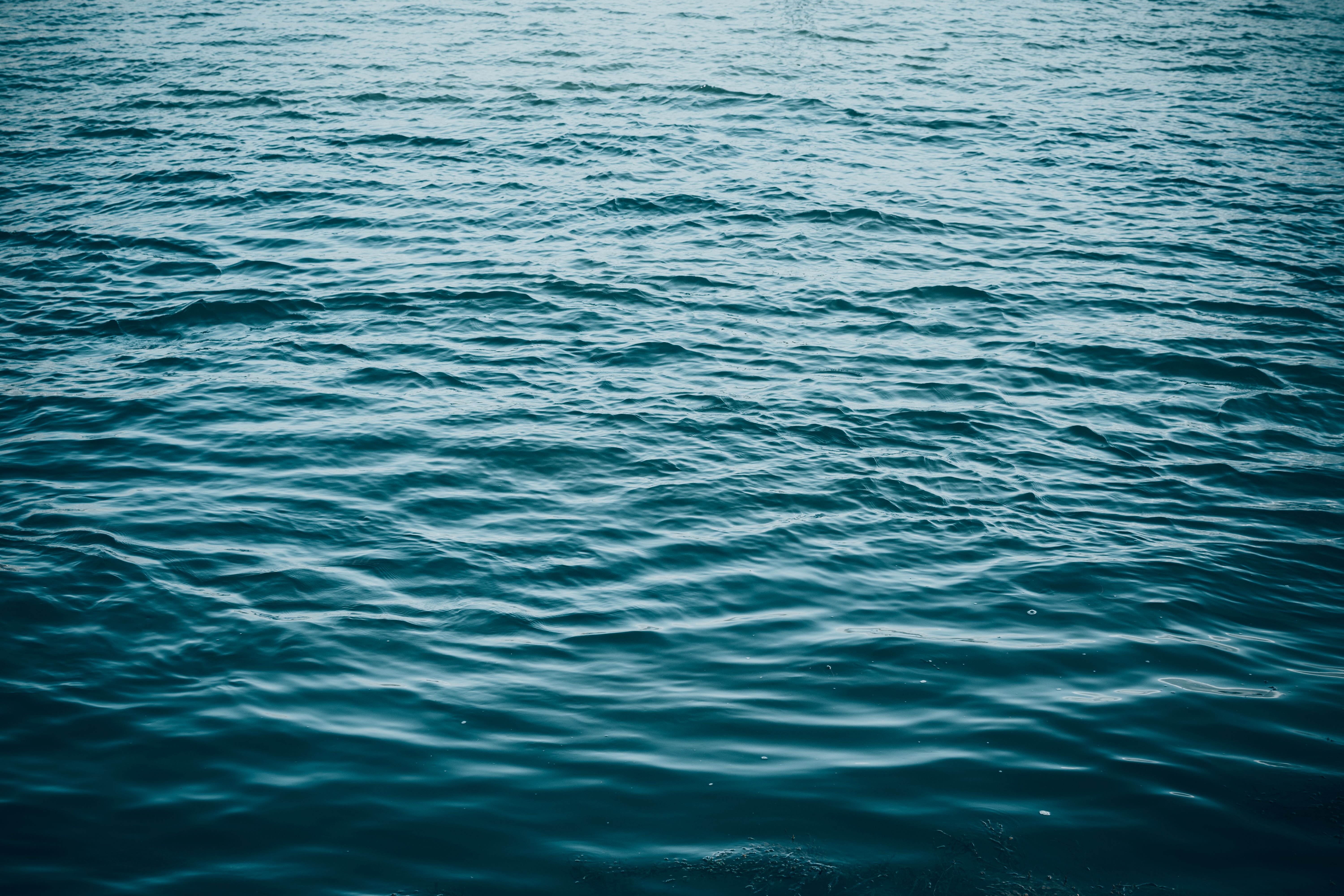kostenloses-foto-zum-thema-blaues-wasser-fluss-fl-ssig