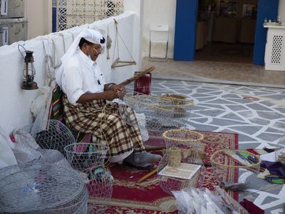 Sadu weaving