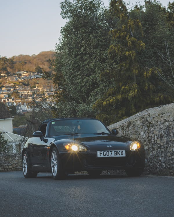 Honda NSX: The Legend of Precision and Performance