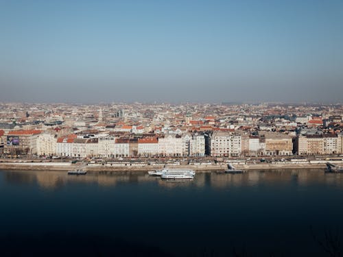 açık hava, binalar, deniz içeren Ücretsiz stok fotoğraf