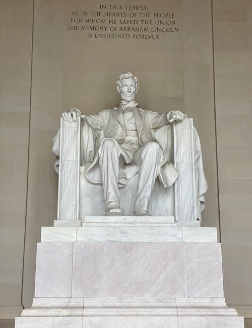A Photo of Lincoln Statue