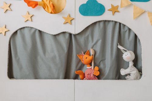 Rod puppet performance instructor at StringCraft Puppetry School