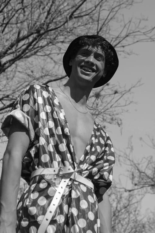 Free 그레이스케일, 나뭇가지, 남자의 무료 스톡 사진 Stock Photo