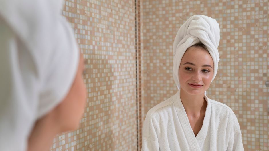 Japanese vs Korean Head Spa Techniques: Complete Guide to Understanding the Differences in 2026