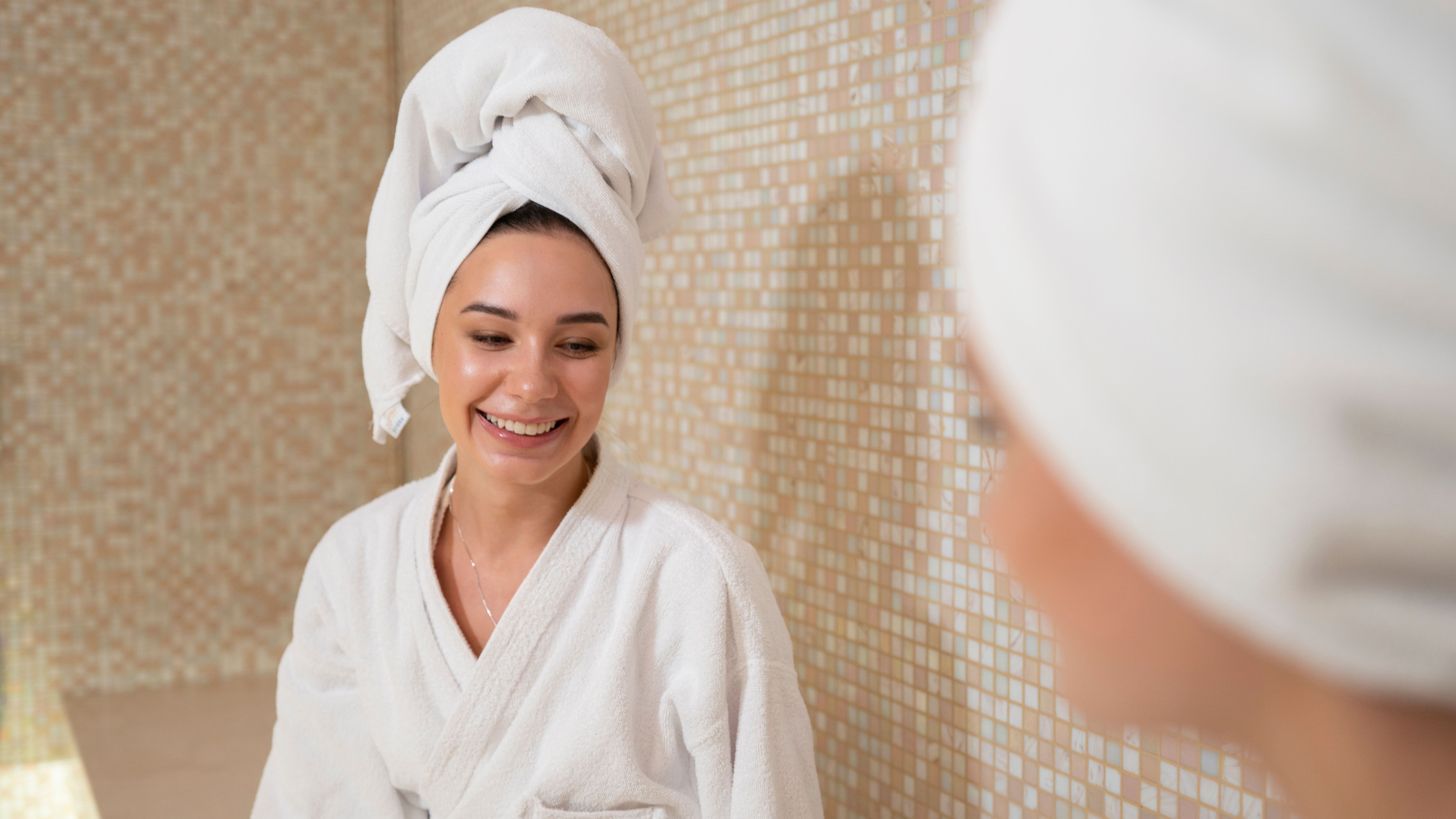 Japanese vs Korean Head Spa Techniques: Complete Guide to Understanding the Differences in 2026