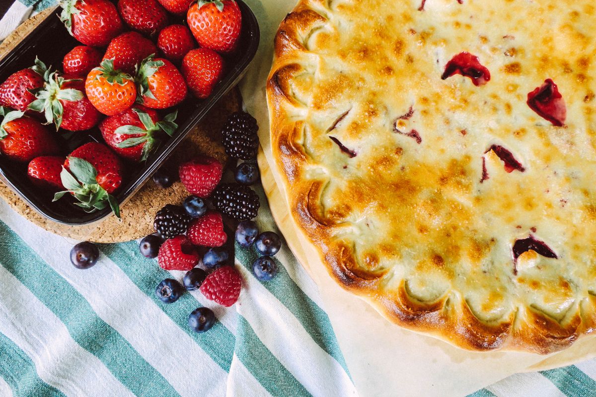 Baked Blackberry Cheesecake: A Classic Method