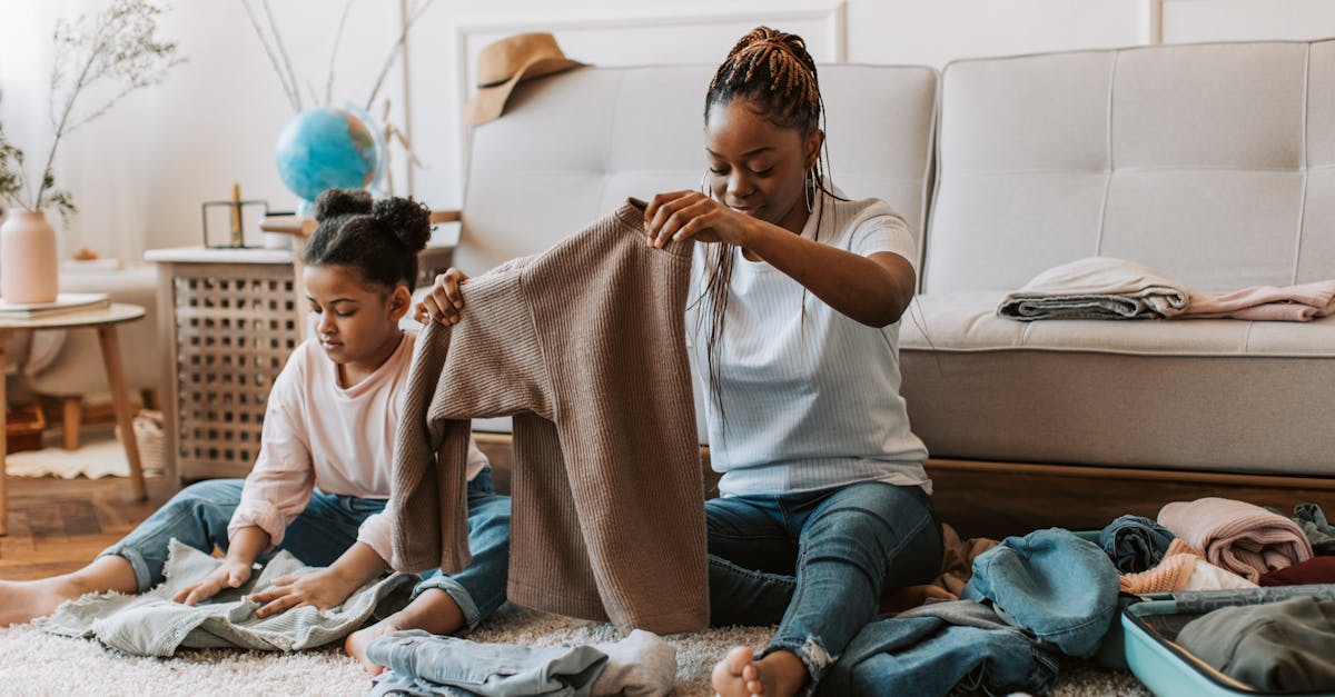 How to fold shirts for packing