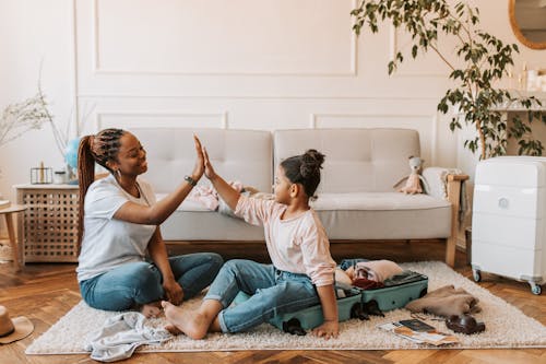 Photos gratuites de à la maison, afro-américain, bagage