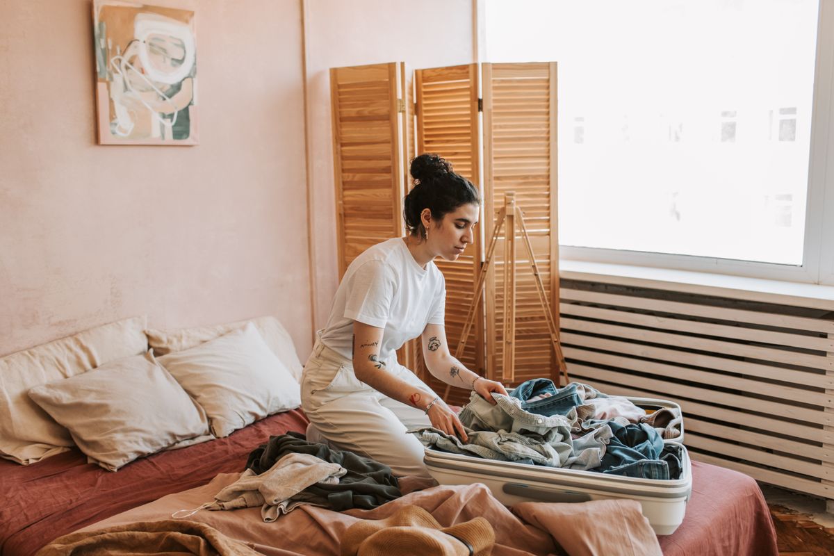 flat moves in Finsbury — Loaded properly: blankets, straps and a plan in Finsbury