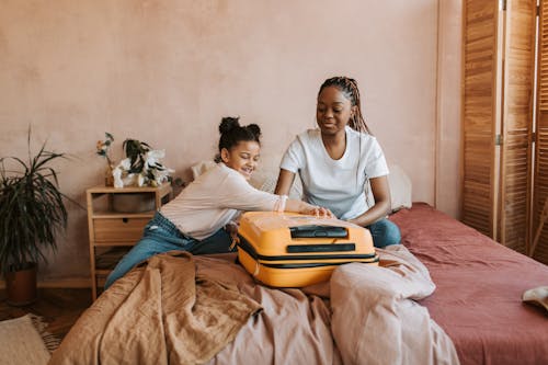 Kostnadsfri bild av afroamerikan, bagage, barn