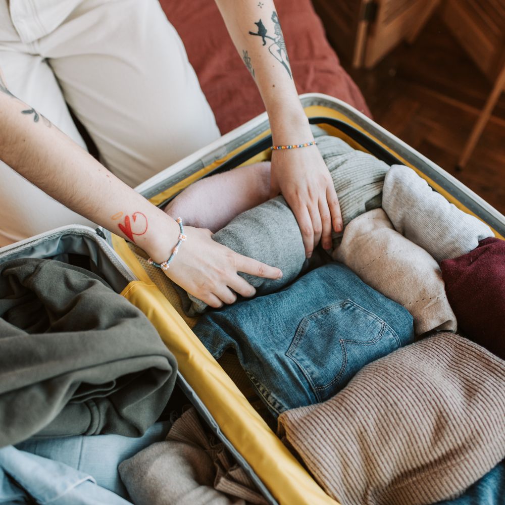 Nefyn — professional packers wrapping and boxing belongings