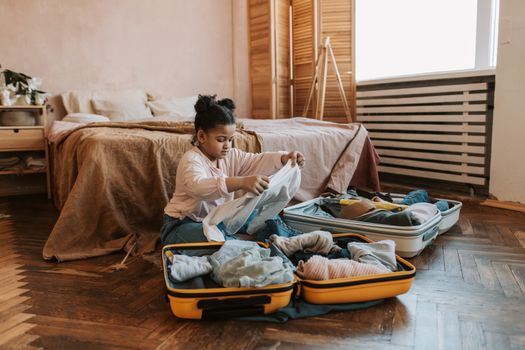 child packing bag