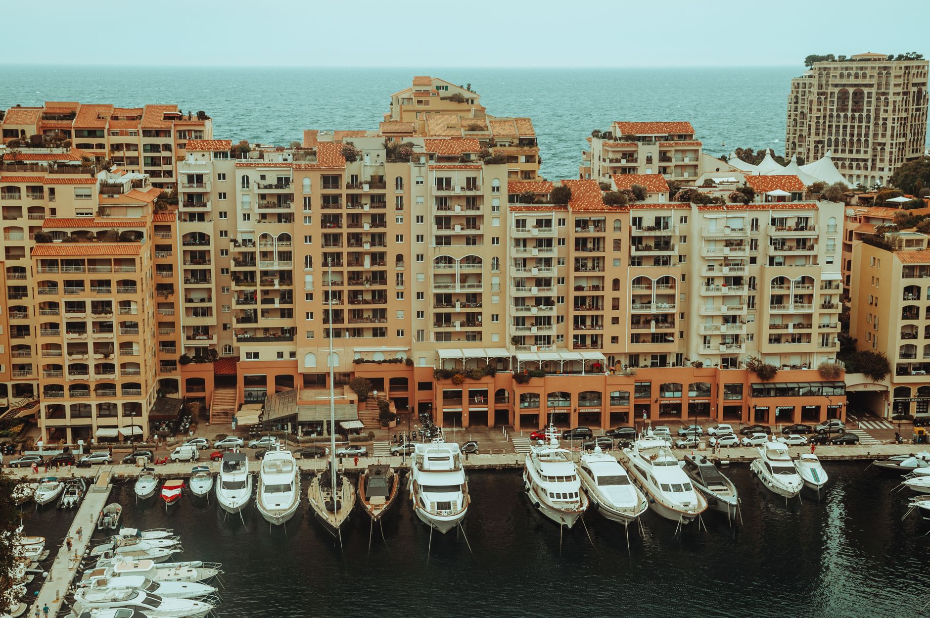 Yacht Sale Announcement: Owner Selling Luxury Vessel with Captain