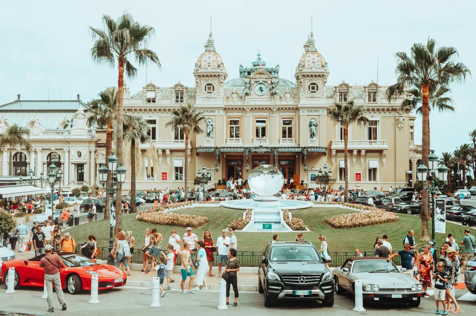 Monte-Carlo View