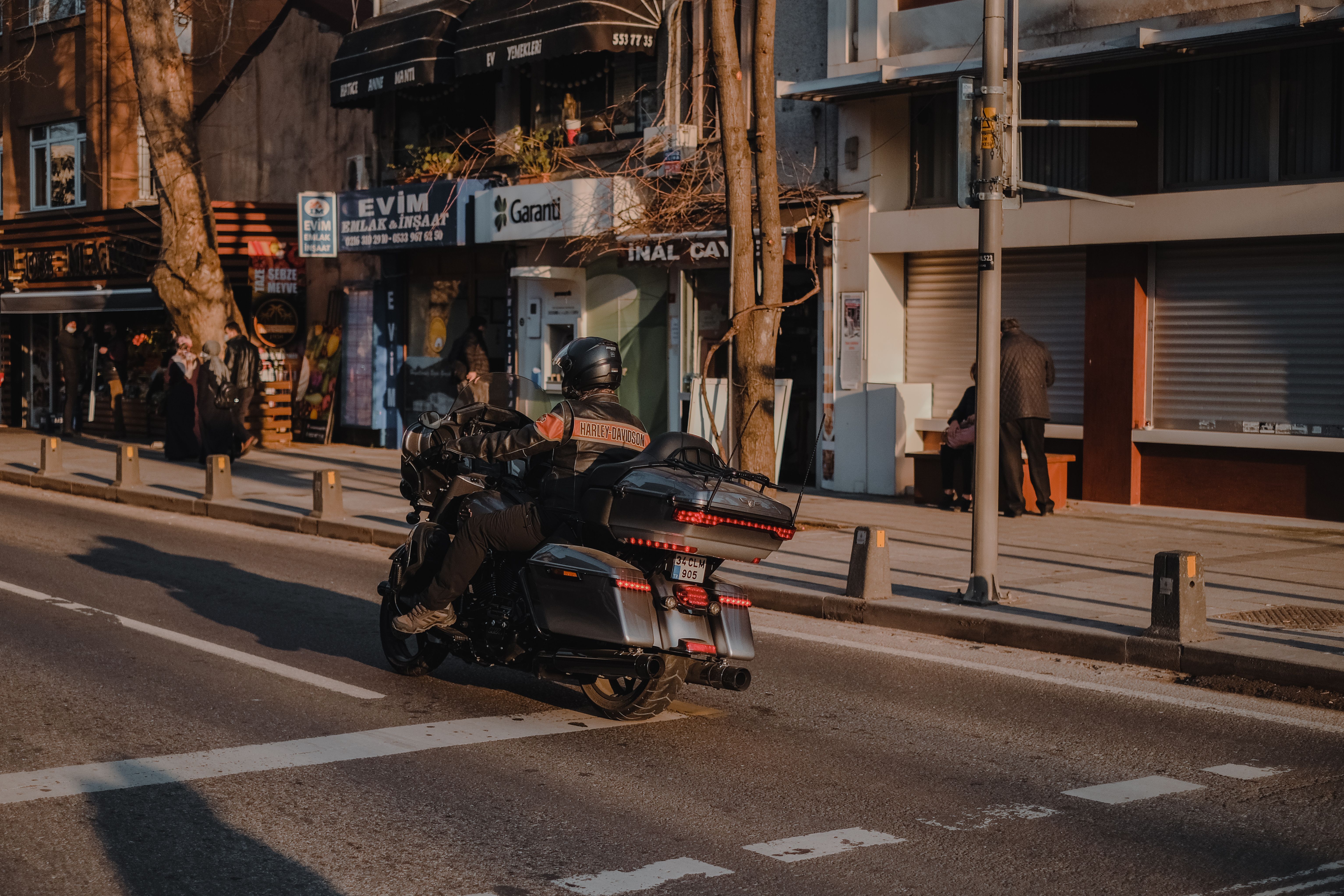 Εντατικοί έλεγχοι για κράνος σε τέσσερις περιφέρειες