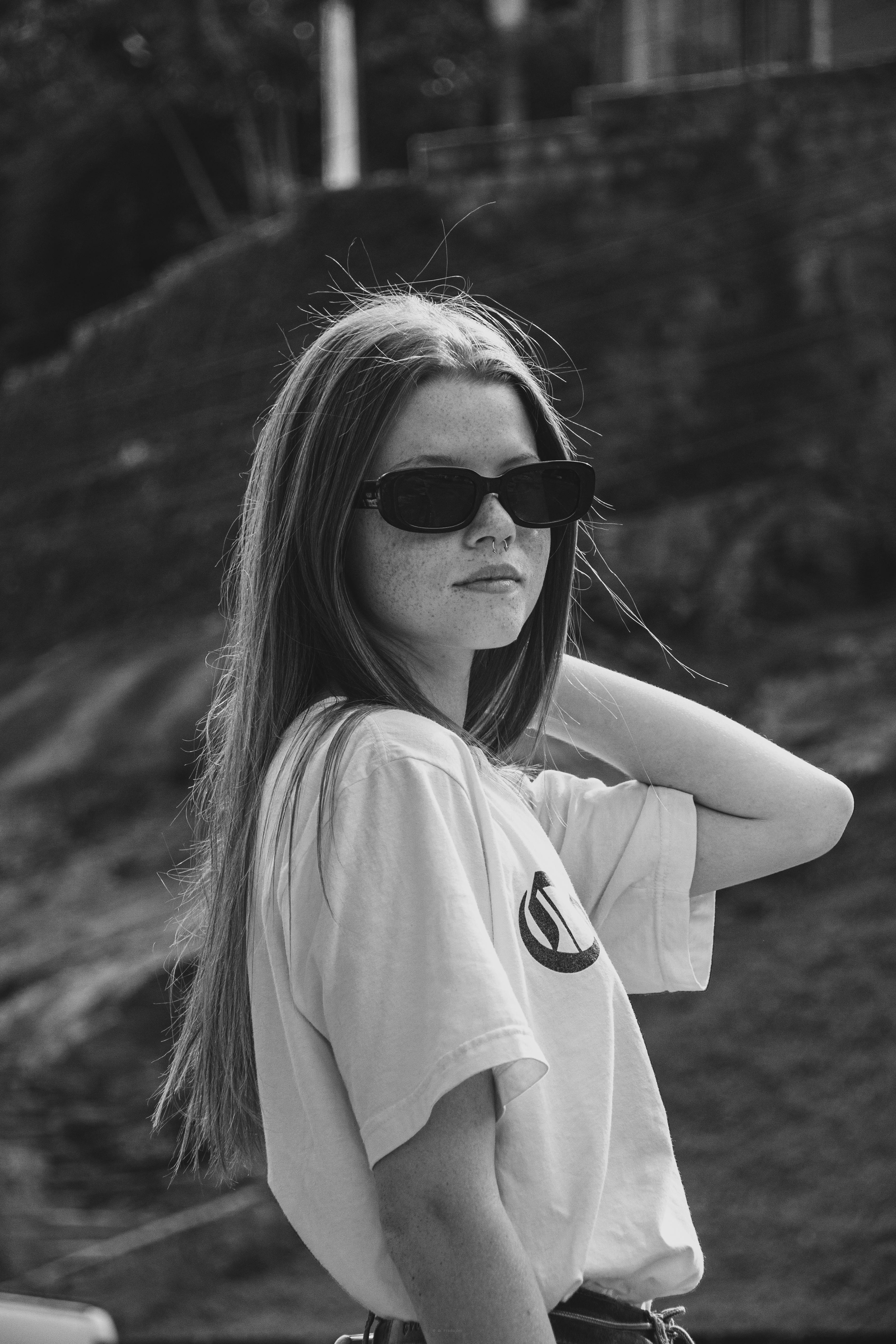 Kostenlos Kostenloses Stock Foto zu arm erhoben, ausdruck, außeneinstellung Stock-Foto