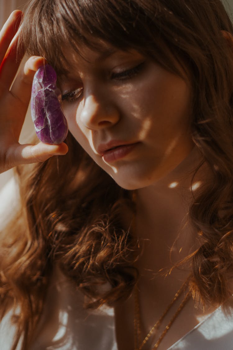 Dreamy Woman With Violet Crystal