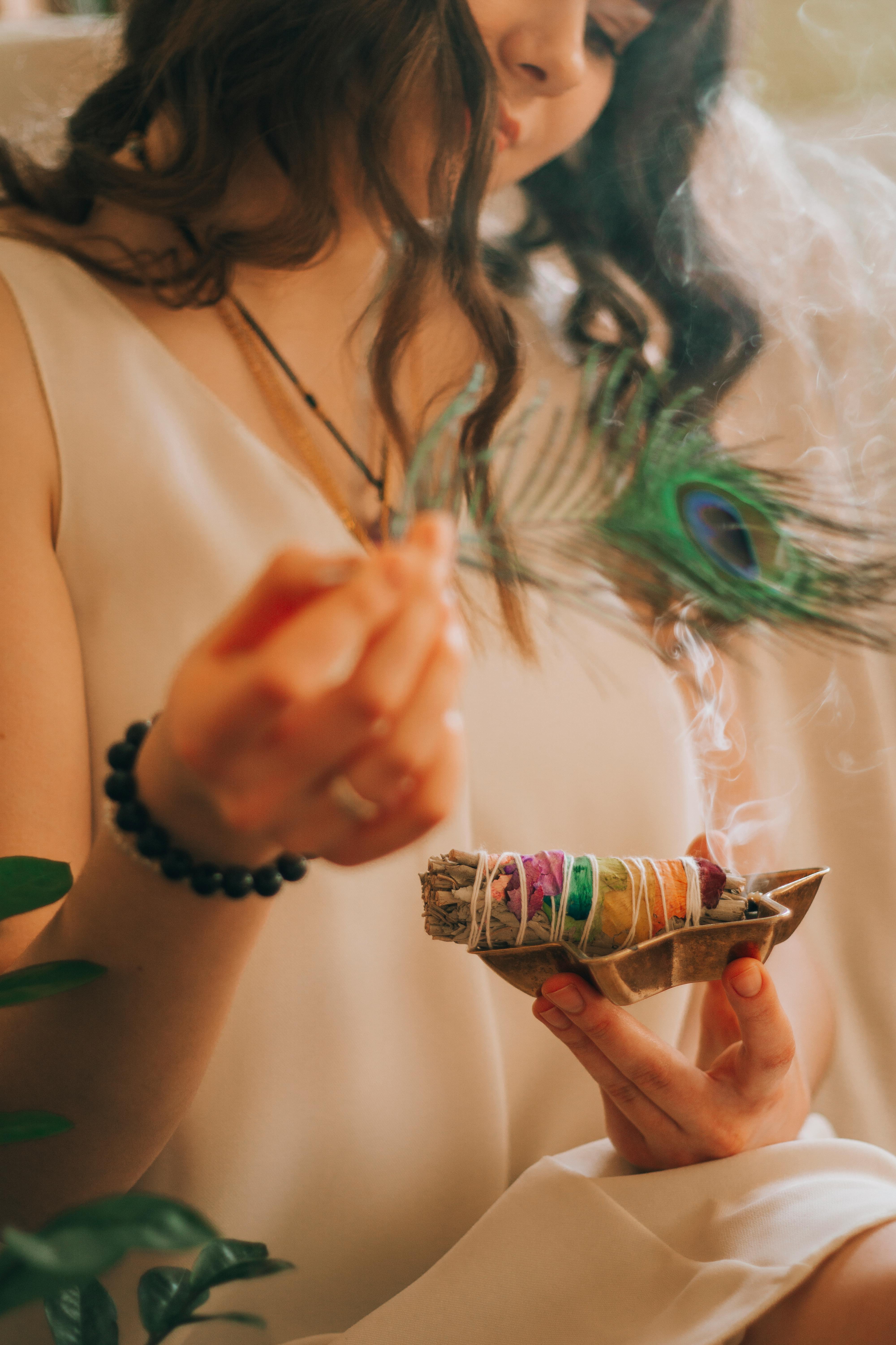 What do stress hormones smell like?