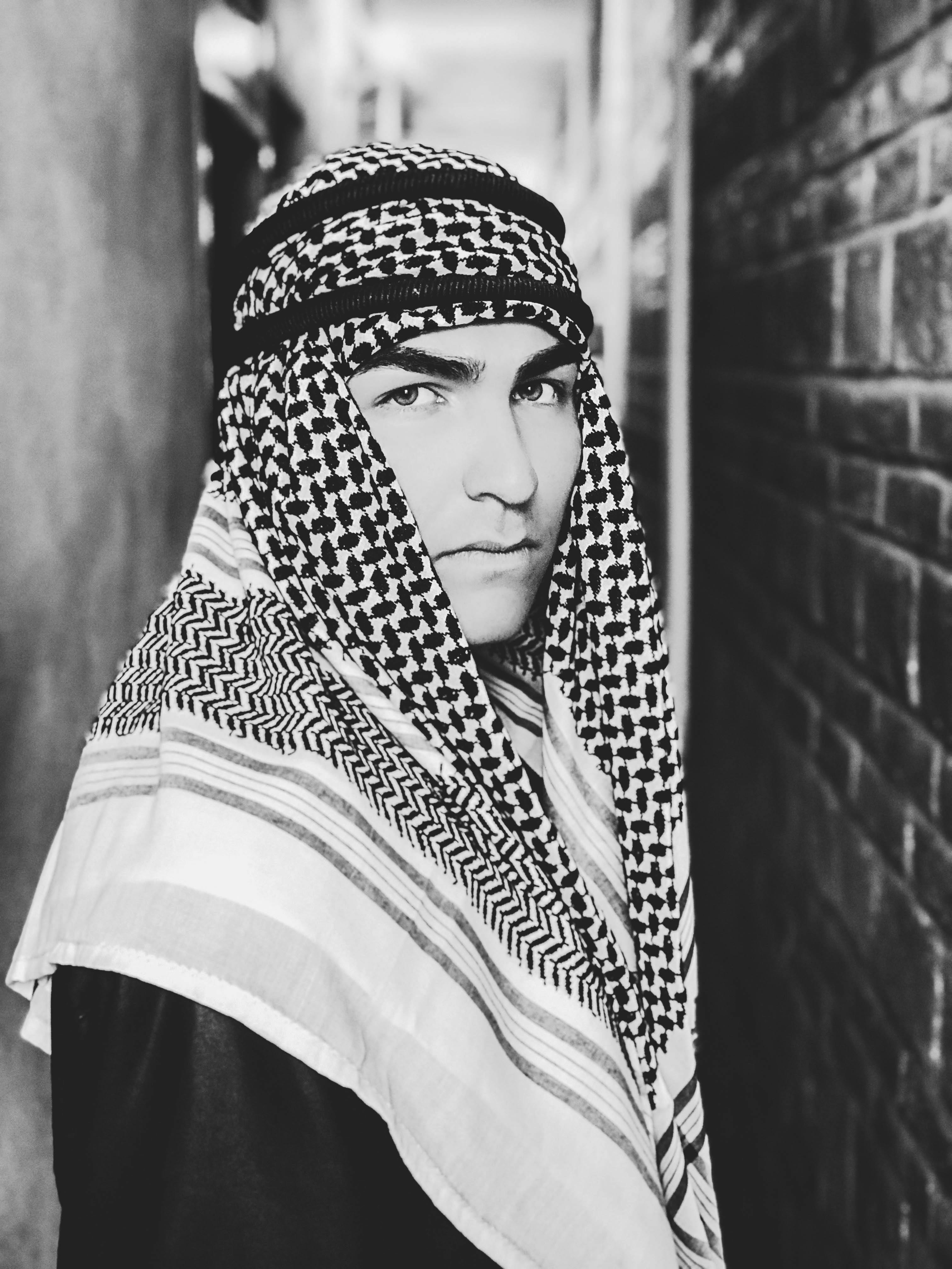 15,352 Keffiyeh Stock Photos, High-Res Pictures, and Images
