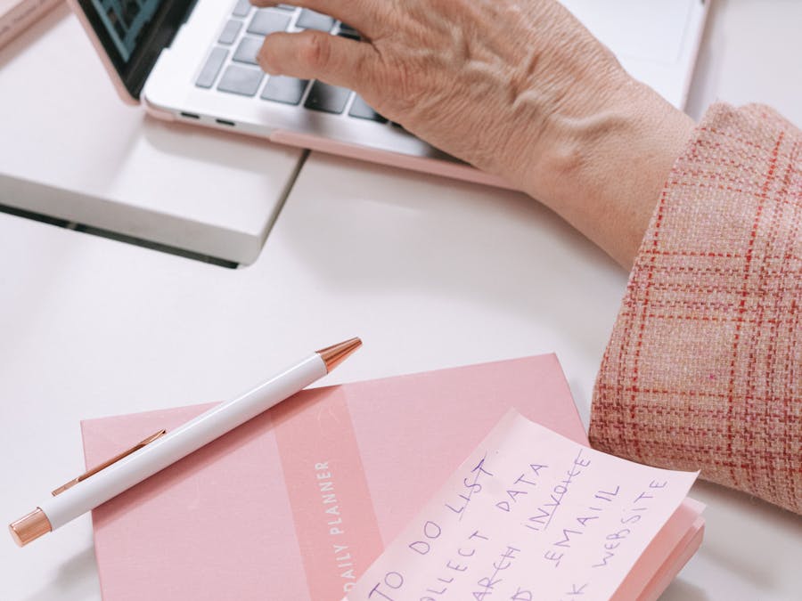 What type of people use Instagram?