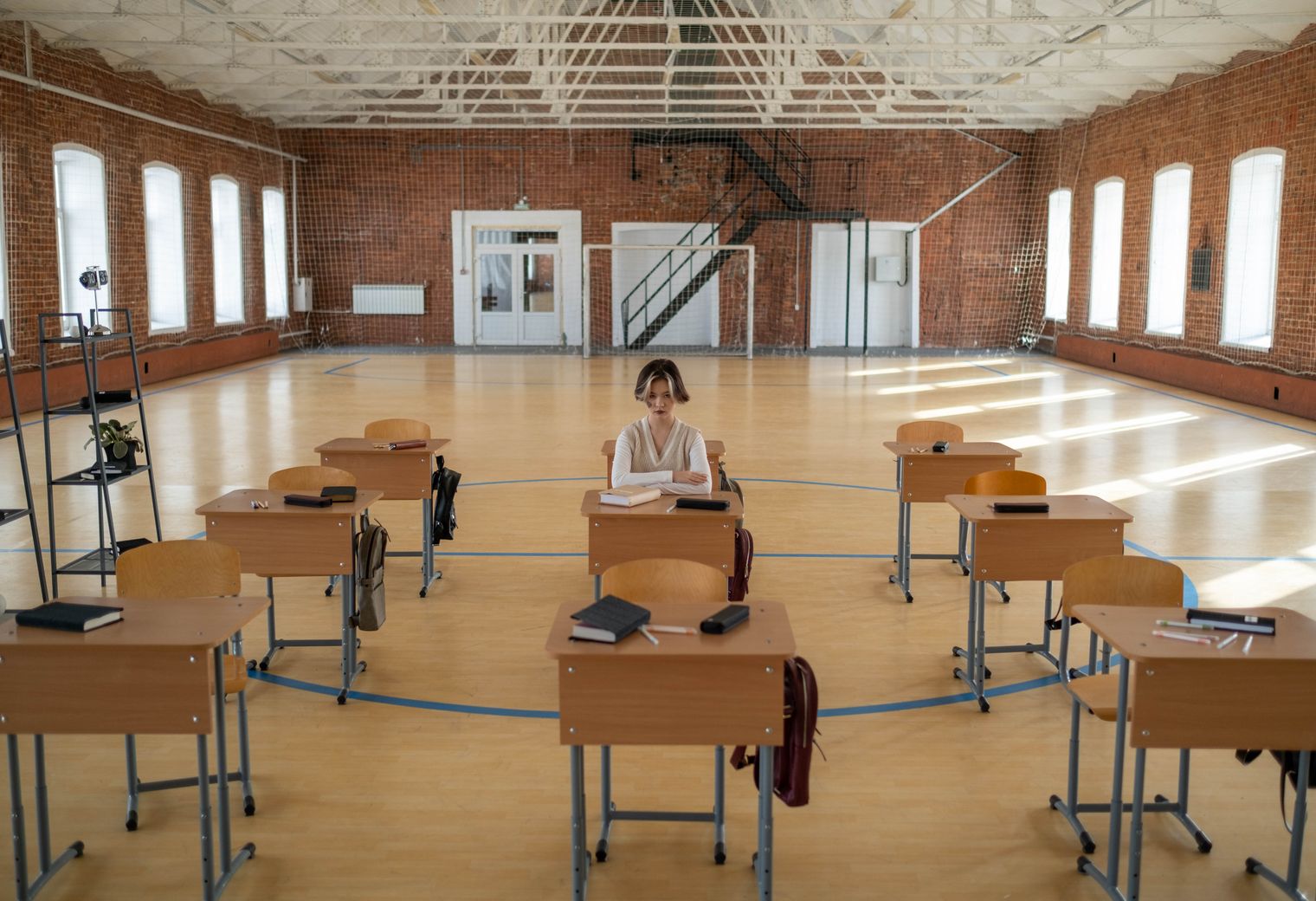 Quadring — student move with boxes and a van
