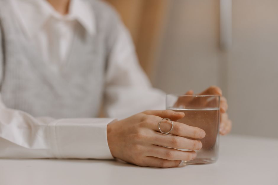 여름철 물을 '벌컥벌컥' 마시면 위험?…사레 부르는 의외의 습관들