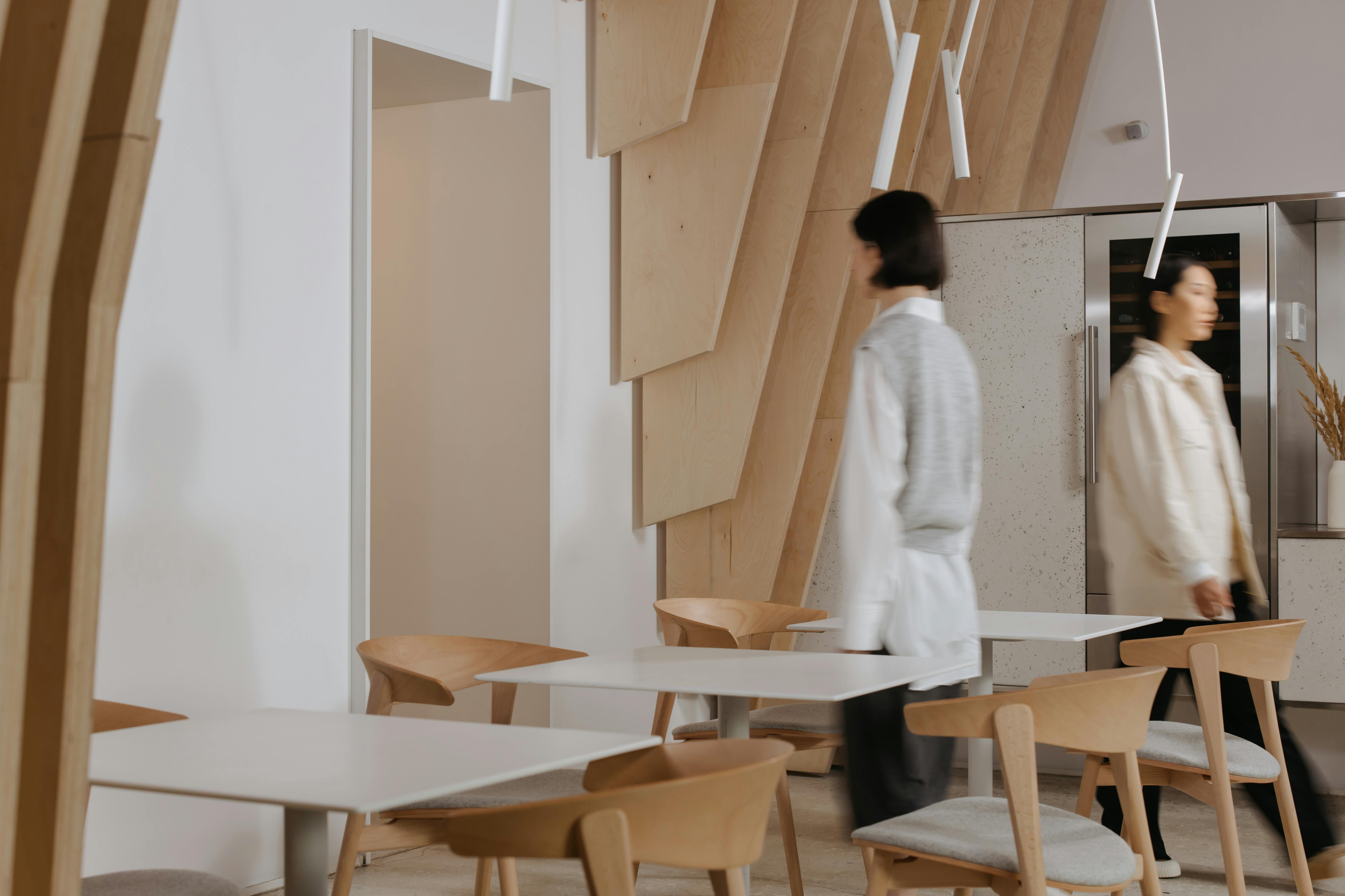 Tendința Japandi 2025: când minimalismul întâlnește natura