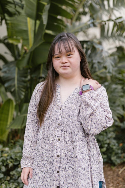 Fotos de stock gratuitas de autismo, de pie, discapacidad