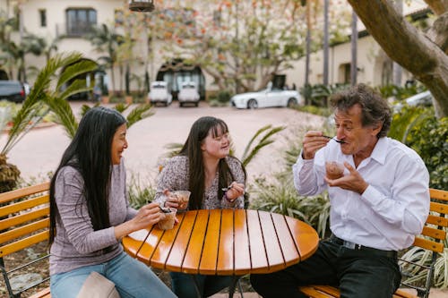 Gratis stockfoto met affectie, al fresco, bekers