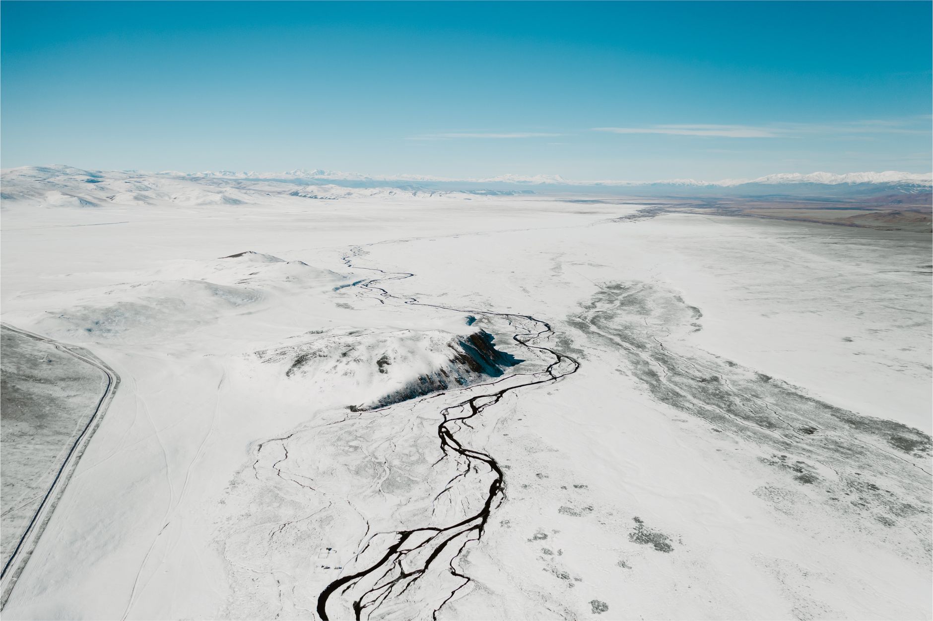 Sibirya'nın eriyen permafrost toprakları