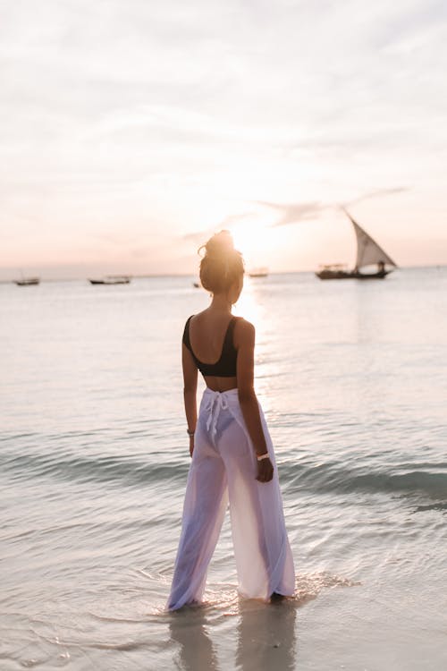 Foto d'estoc gratuïta de barques, bikini, bollo de cabell