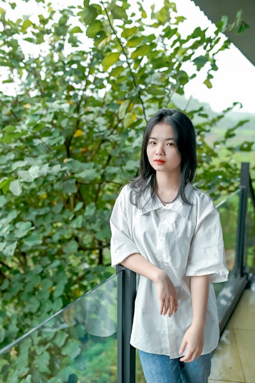 Základová fotografie zdarma na téma adolescent, asijská holka, bílá košile