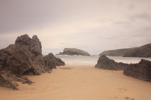 Základová fotografie zdarma na téma kameny, kantábrie, plážový písek
