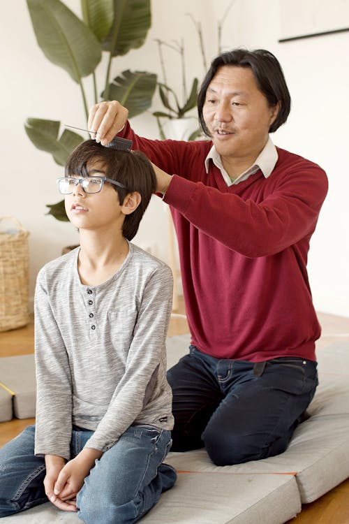 Foto d'estoc gratuïta de asiàtic, cabell, fill