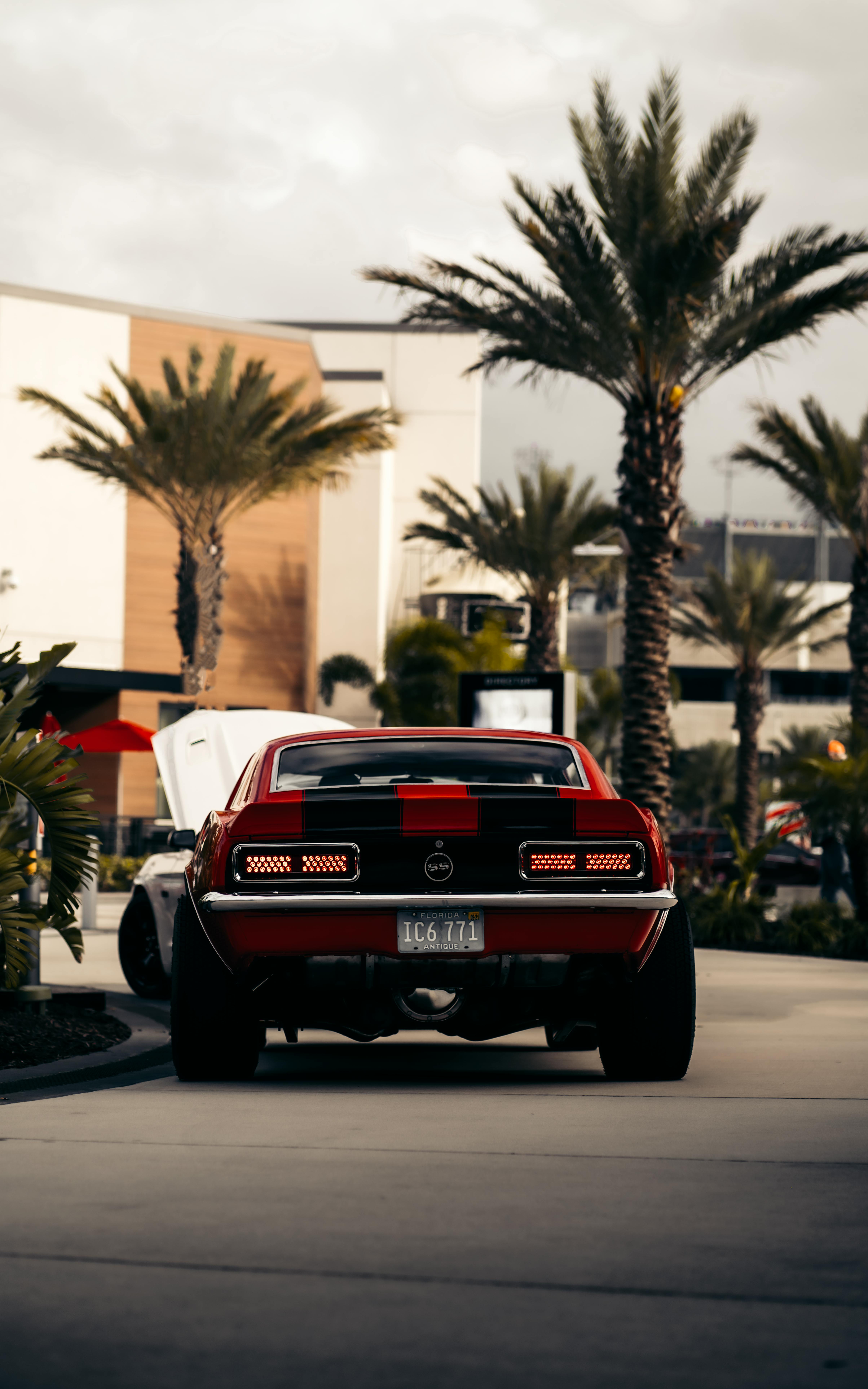 Classic Cars · Pexels