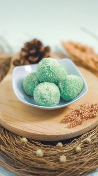 Young Green Rice Flakes (Com Xanh)