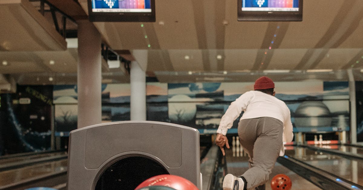 How much bowling cost per person