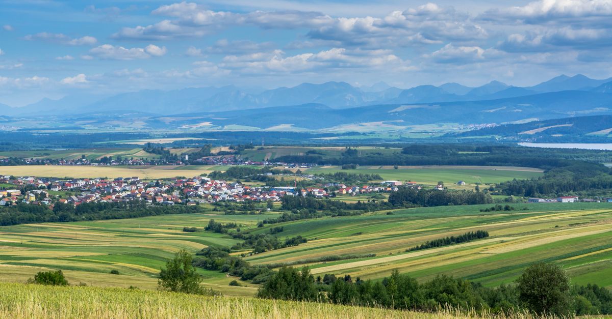 Slovakia: automotive CSR boosting training and plant safety Slovakia: automotive CSR boosting training and plant safety