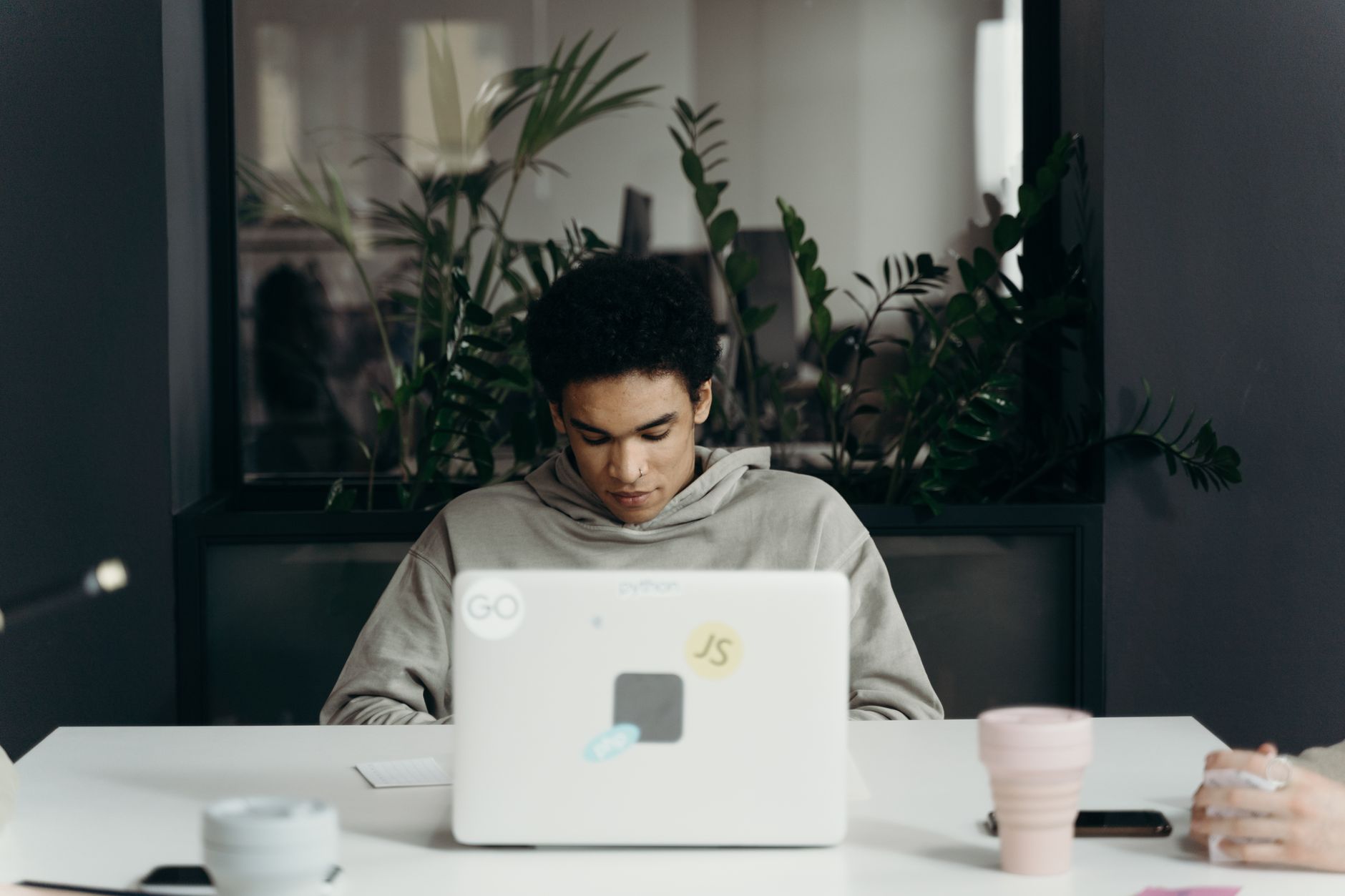How Solo Founders Built Billion-Dollar Apps: The Obsessive Product-Market Fit Playbook That Actually Works
