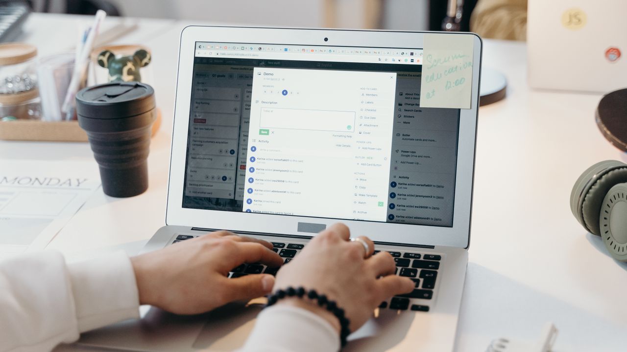 Email deliverability Gmail Yahoo spam folder DMARC SPF DKIM newsletter sklep